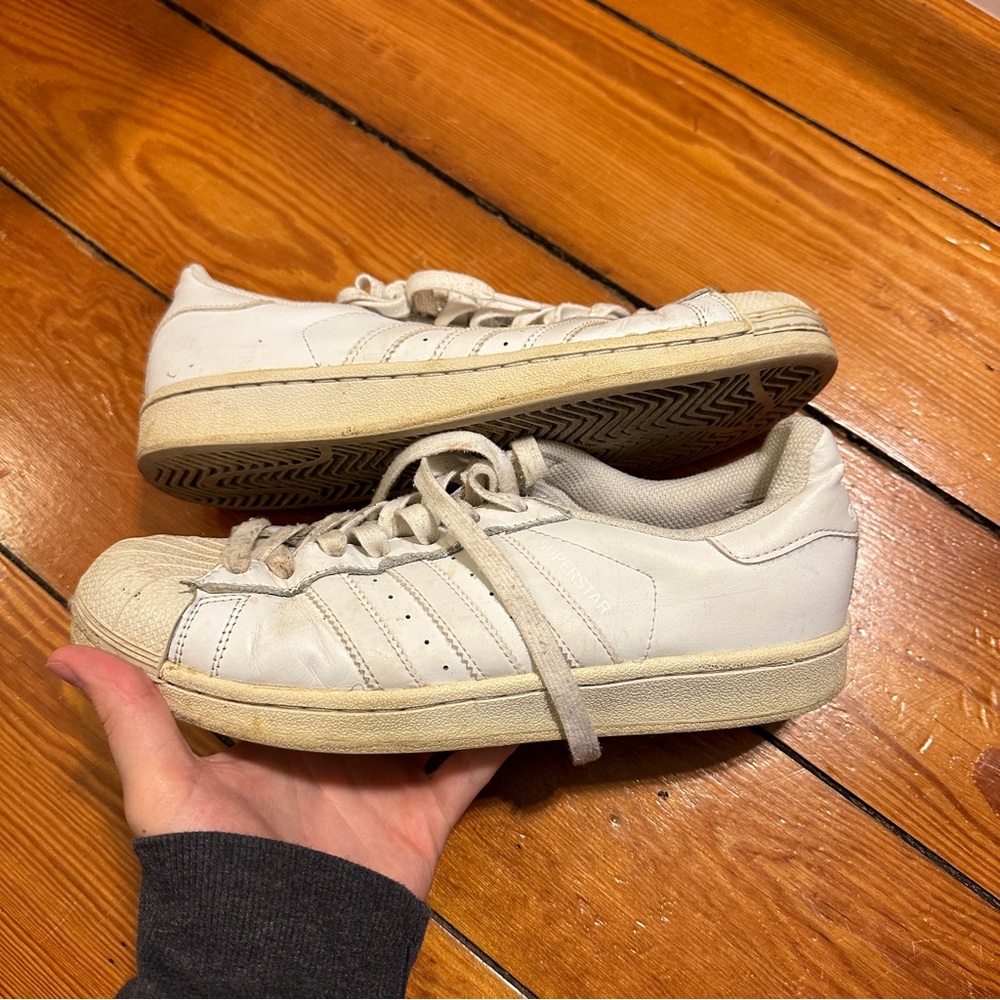 Adidas superstar white
